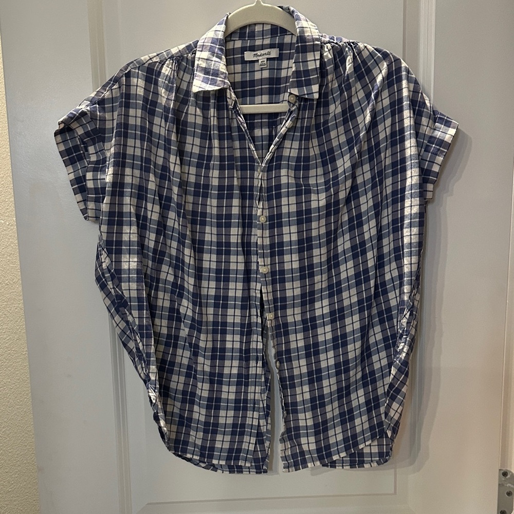 Madewell Navy and White Plaid Button Down Shirt